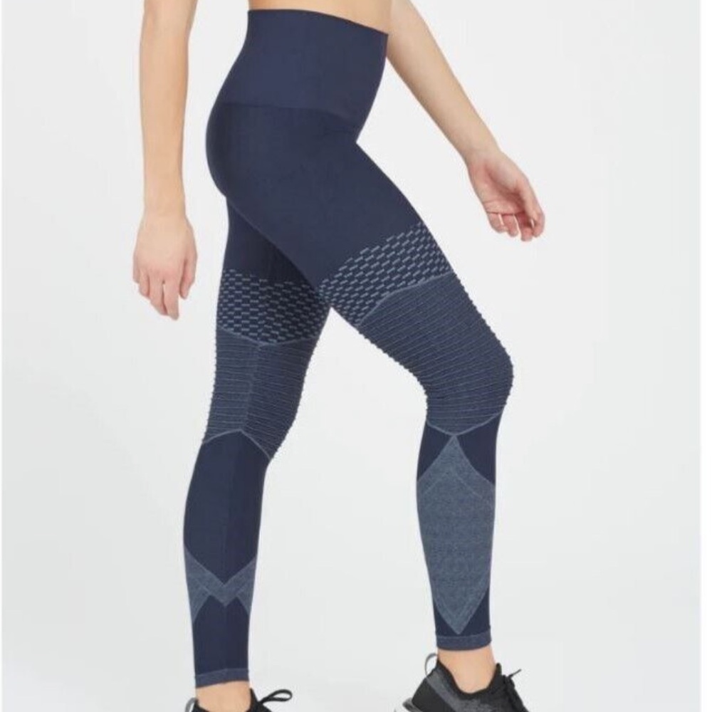 Spanx Look At Me Now Moto Leggings in blue size small